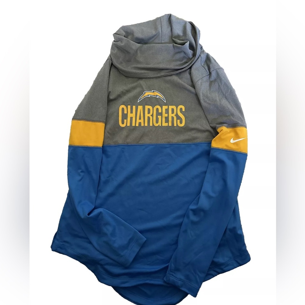 Chargers dri fit jacket size M